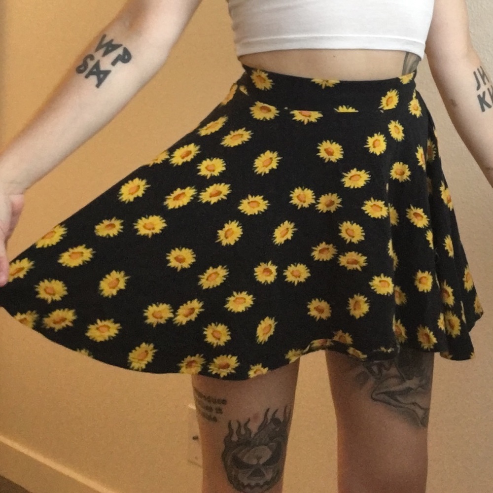 Sunflower Skater Skirt 🌻
